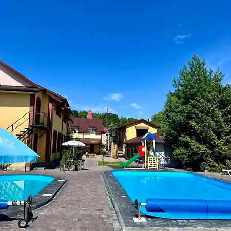 Magnat Hotel Dilyatyn